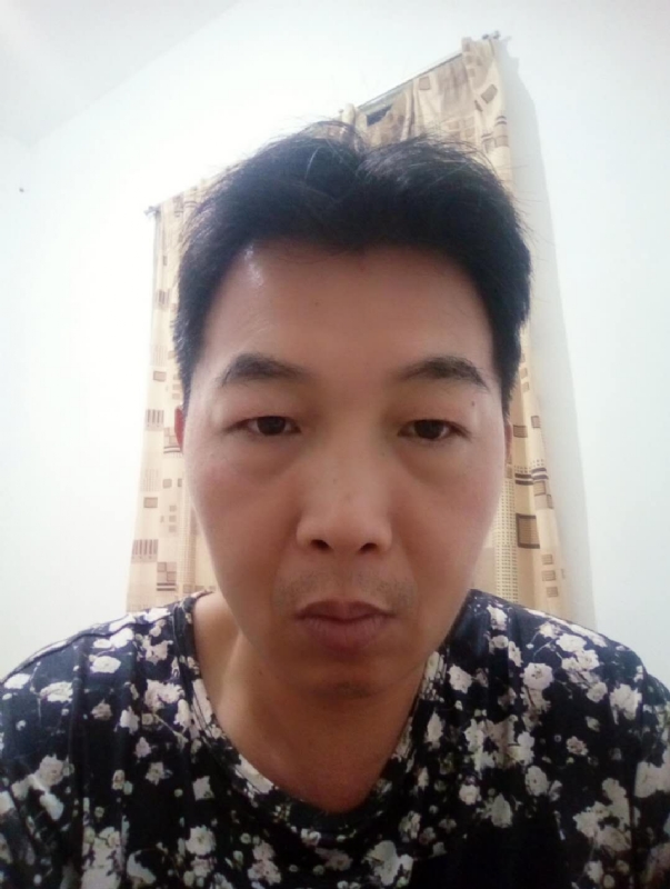 繁华哀伤的第一张照片--永泰相亲网