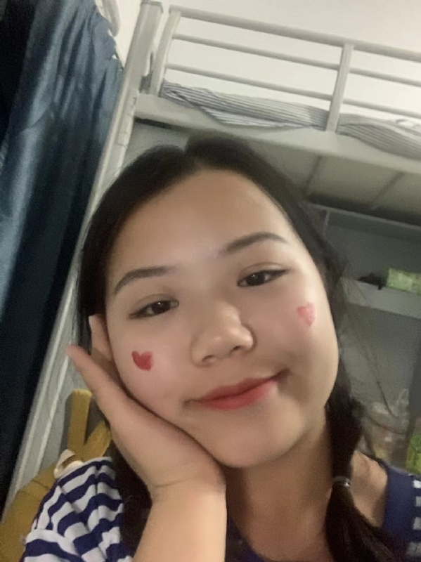 轻轻的一片云的第一张照片--永泰相亲网